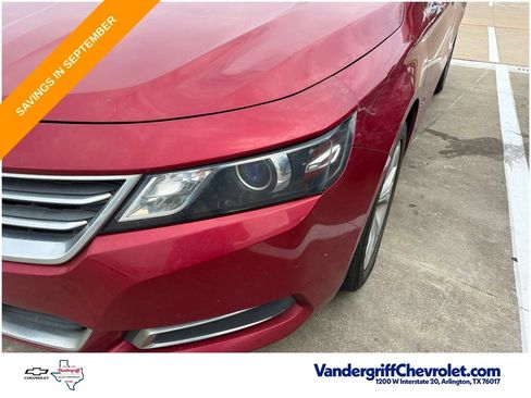 Used 2015 Chevrolet Impala LT FWD image 2