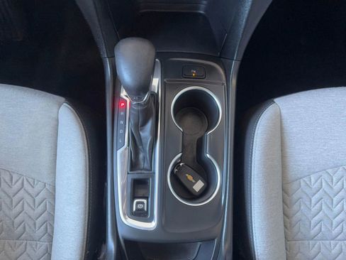 Used 2023 Chevrolet Equinox LT w/ Driver Convenience Package image 34