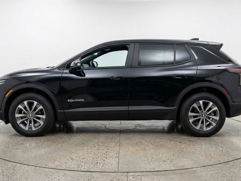 Used 2025 Chevrolet Equinox LT image 5