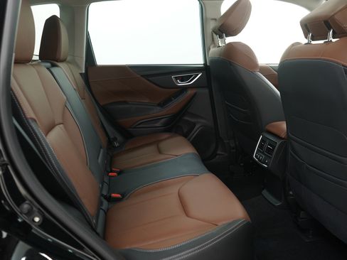 Used 2023 Subaru Forester Touring image 14