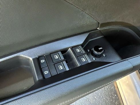 Used 2025 Audi Q4 e-tron Premium w/ Convenience Package image 13