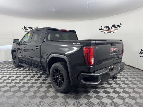 Used 2024 GMC Sierra 1500 Pro w/ Graphite Edition AWD/4WD image 9