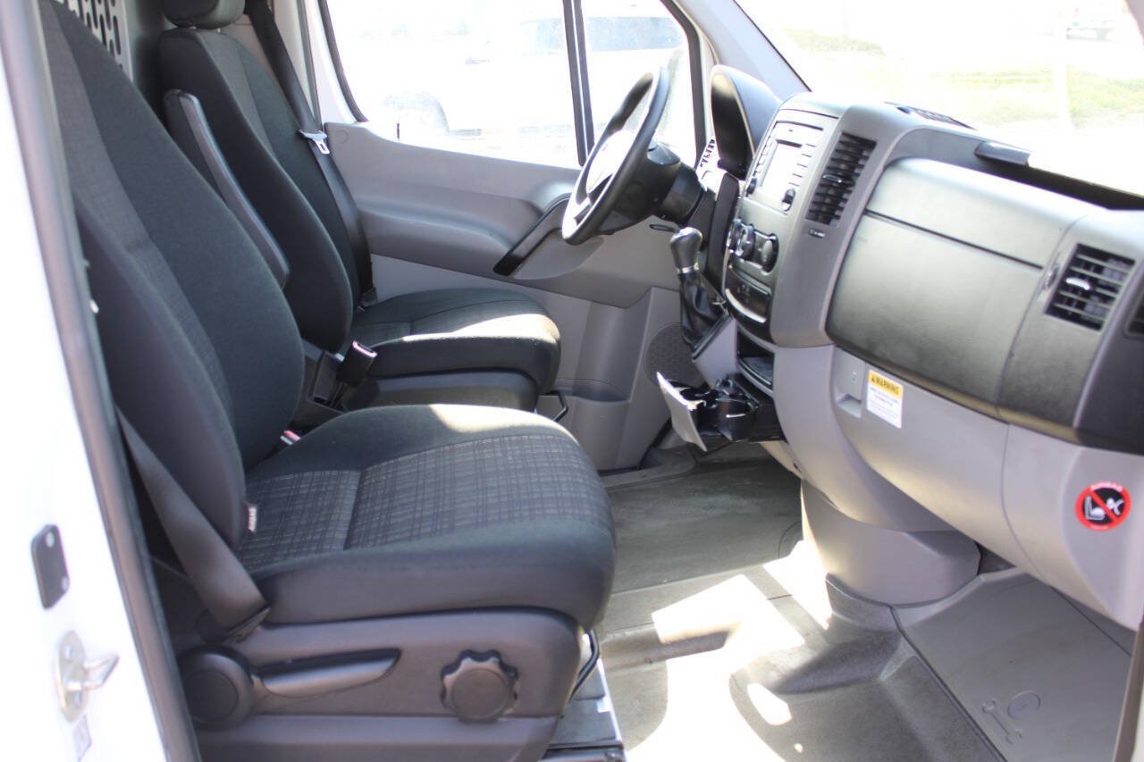 Used 2018 Mercedes-Benz Sprinter 2500 image 8