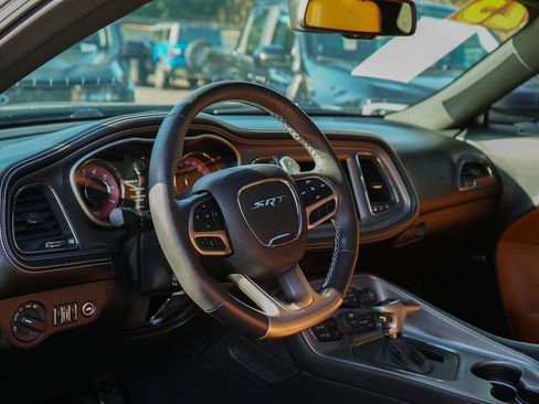 Used 2023 Dodge Challenger SRT Hellcat w/ Driver Convenience Group RWD image 10