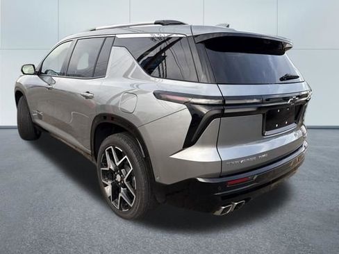 Used 2026 Chevrolet Traverse High Country w/ LPO, Floor Liner Package image 2