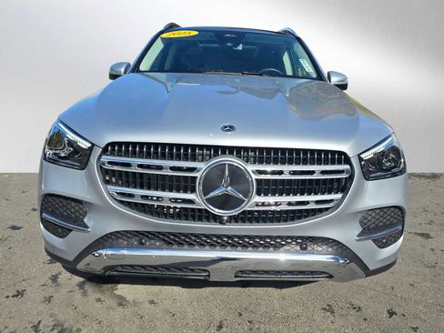 Certified 2025 Mercedes-Benz GLE 350 4MATIC image 9