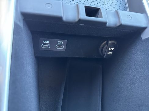 New 2026 Genesis Electrified GV70 image 32