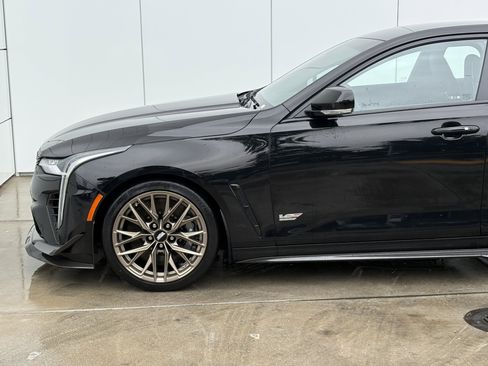 Certified 2024 Cadillac CT4 V Blackwing w/ Carbon Fiber 1 Package RWD image 4