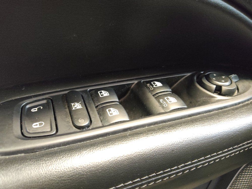 Used 2021 Jeep Compass Latitude FWD image 27