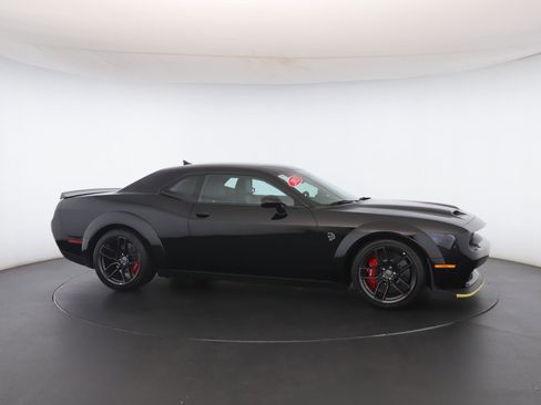 Used 2023 Dodge Challenger SRT Hellcat image 32