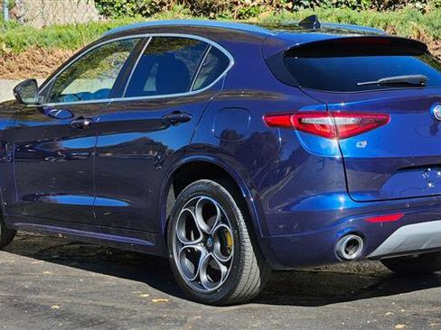 Used 2020 Alfa Romeo Stelvio Ti w/ Active Blind Spot Package image 7