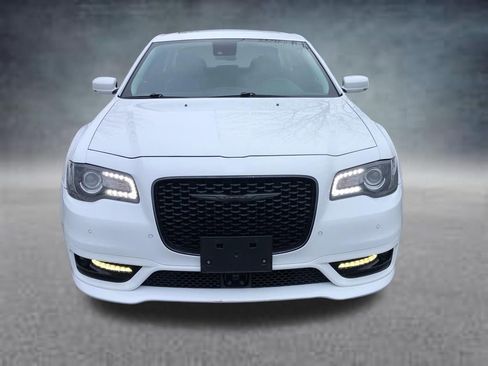 Used 2023 Chrysler 300 Touring L w/ Popular Equipment Group image 12