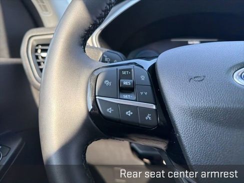 Used 2024 Ford Escape Platinum image 35