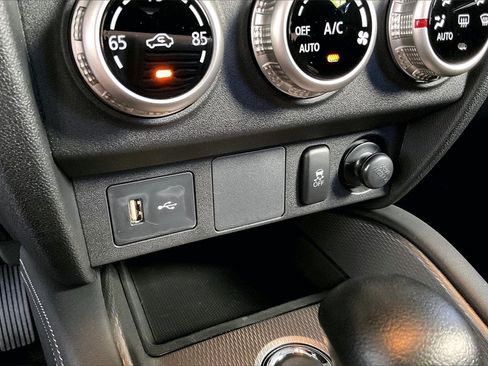 Used 2025 Mitsubishi Outlander Sport ES image 12