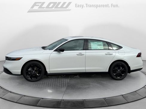 New 2025 Honda Accord SE image 4