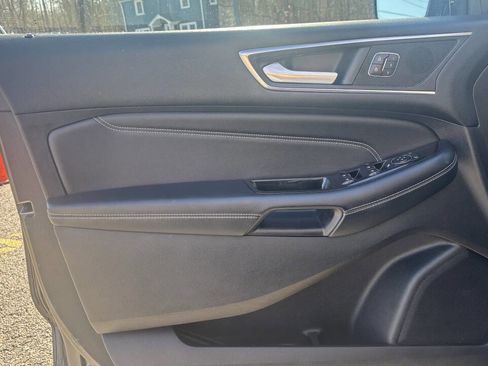 Used 2015 Ford Edge Titanium w/ Equipment Group 302A image 19
