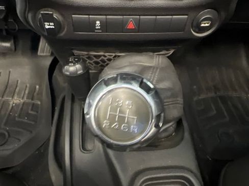 Used 2017 Jeep Wrangler Sport w/ Trailer Tow Group AWD/4WD image 18