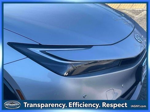 Certified 2023 Toyota Prius XLE image 10