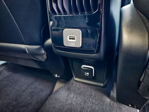 New 2026 Jeep Compass Limited image 38