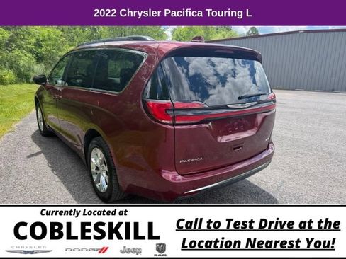 Used 2022 Chrysler Pacifica Touring-L AWD/4WD image 6