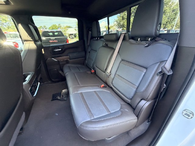 Used 2021 GMC Sierra 1500 Denali w/ Denali Premium Package AWD/4WD image 17