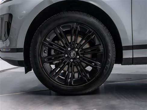 Used 2026 Land Rover Range Rover Evoque S AWD/4WD image 11