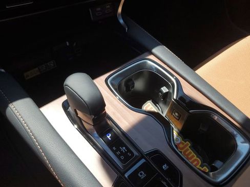 Used 2026 Lexus RX 350h w/ Convenience Package image 26