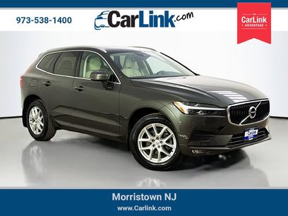 Used 2021 Volvo XC60 T5 Momentum w/ Climate Package