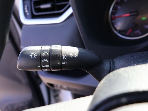 Used 2019 Toyota RAV4 XLE w/ Convenience Package image 36