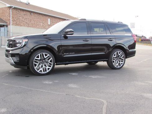 New 2025 Ford Expedition Platinum w/ Platinum Ultimate Package image 4