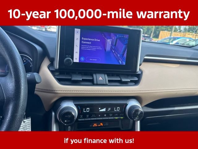 Used 2023 Toyota RAV4 LE AWD/4WD image 31