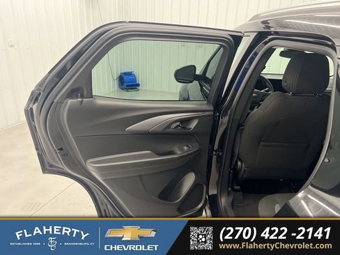 Used 2025 Chevrolet TrailBlazer LT image 10