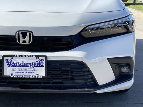 Certified 2022 Honda Civic Touring image 8