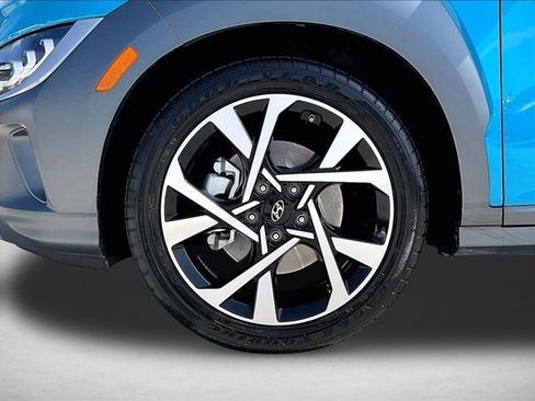 Used 2022 Hyundai Kona Limited FWD image 10