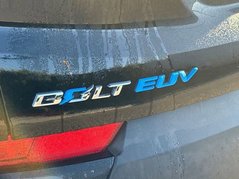 Used 2022 Chevrolet Bolt EUV LT image 27