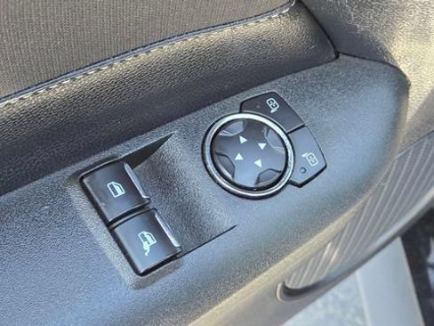 Used 2019 Ford Mustang GT w/ Equipment Group 301A RWD image 16