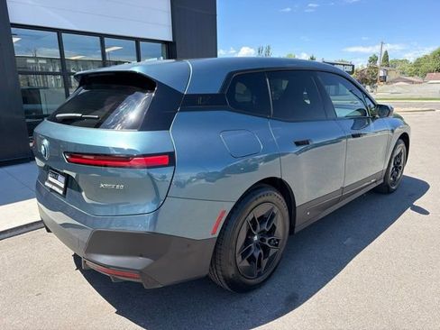 Used 2023 BMW iX xDrive50 w/ Convenience Package AWD/4WD image 10