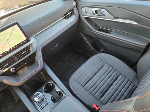 Used 2026 Ford Explorer ST-Line RWD image 15