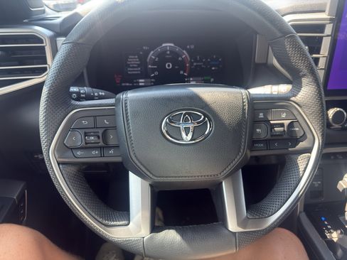 Used 2025 Toyota Sequoia Limited AWD/4WD image 16