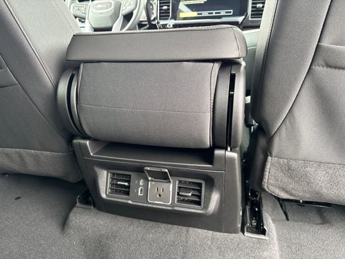 New 2026 GMC Sierra 1500 SLE image 20