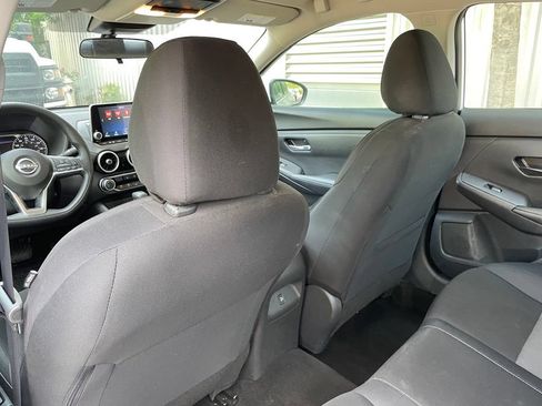 Used 2025 Nissan Sentra SV FWD image 26