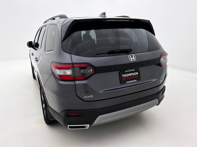 Used 2023 Honda Pilot Elite image 8