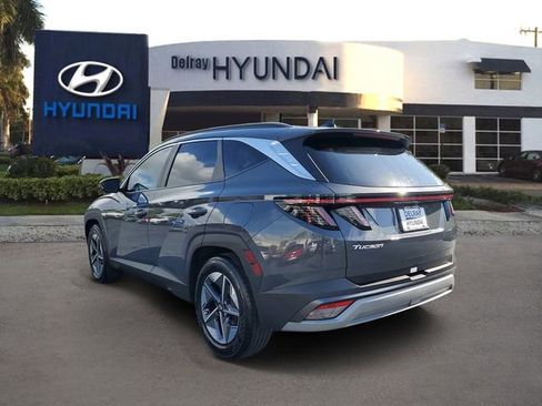 Certified 2025 Hyundai Tucson SEL FWD image 4