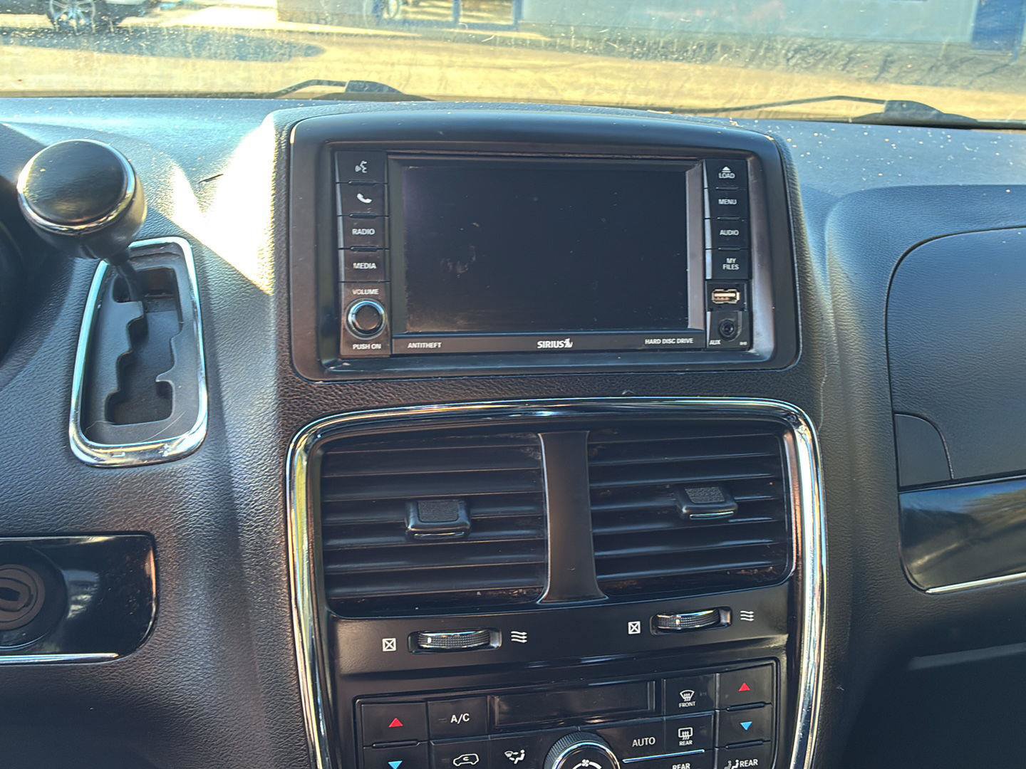 Used 2018 Dodge Grand Caravan GT FWD image 15