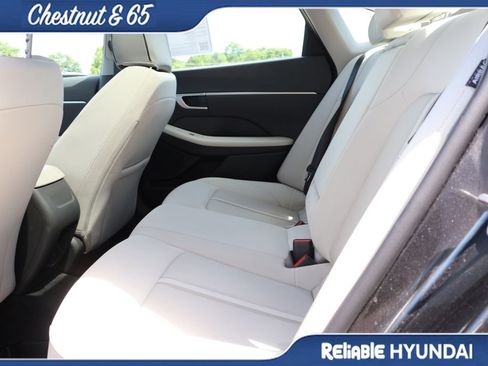 Certified 2025 Hyundai Sonata SEL FWD image 18