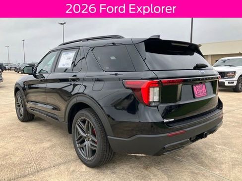 New 2026 Ford Explorer ST-Line RWD image 5