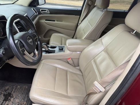 Used 2017 Jeep Grand Cherokee Limited w/ Trailer Tow Group IV image 16