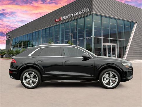 Certified 2023 Audi Q8 Premium w/ Convenience Package AWD/4WD image 4