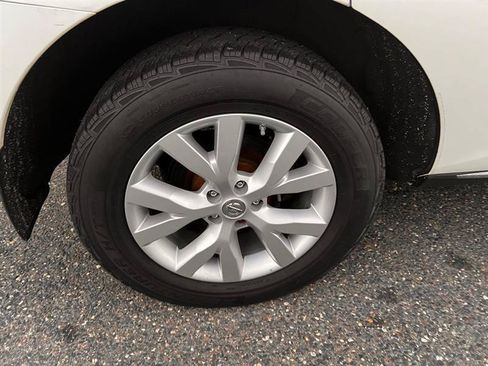 Used 2011 Nissan Murano S AWD/4WD image 37