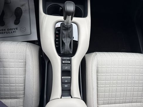 New 2026 Honda HR-V LX image 19